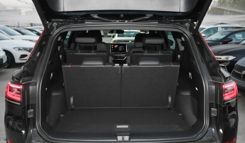 
								Volkswagen ID.6 X full									