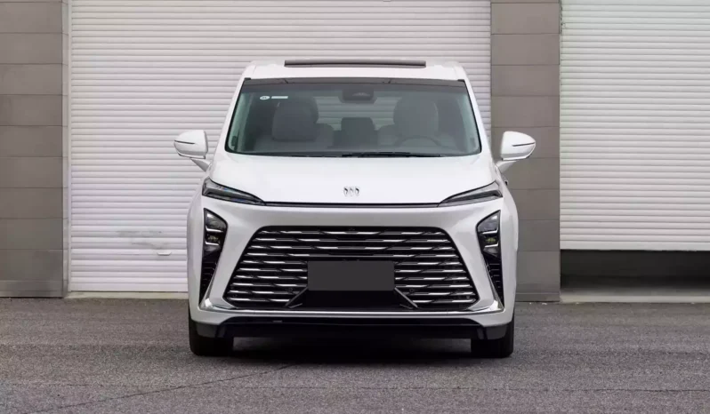 Imgi 4 Buick GL8 2025 appearance