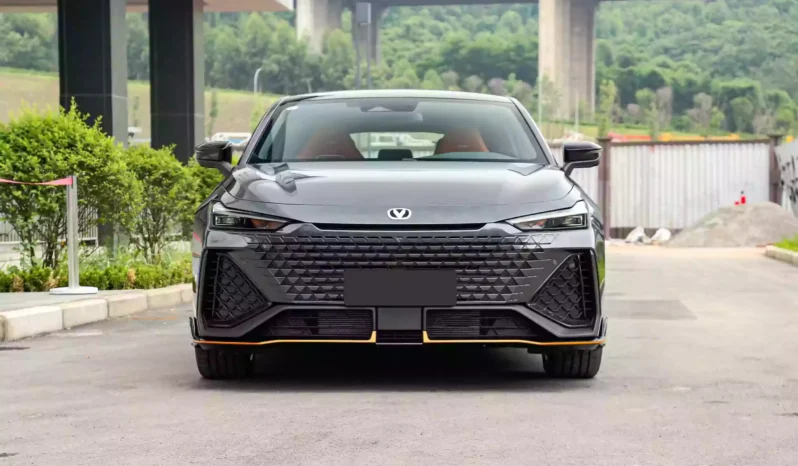 Imgi 4 Changan UNI V 2023 appearance