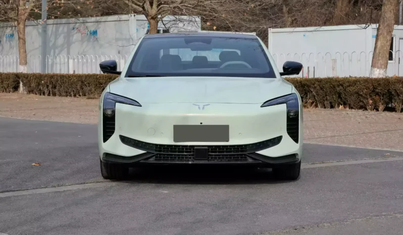 Imgi 4 Hongqi EH7 2024 appearance