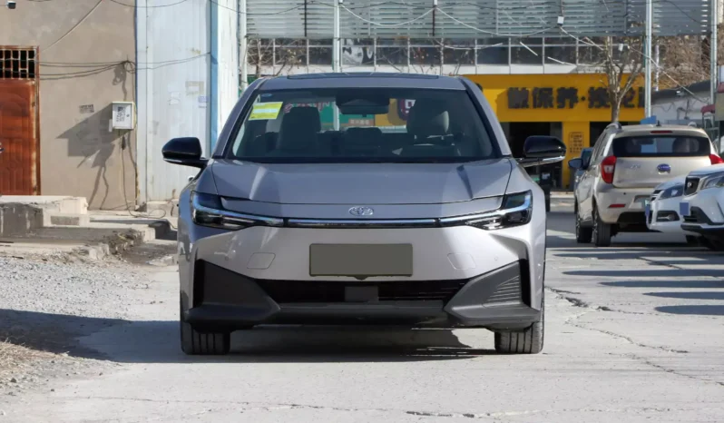 Imgi 4 Toyota bZ3 2024 appearance