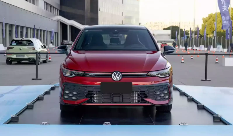 Imgi 4 Volkswagen Golf GTI 2025 appearance