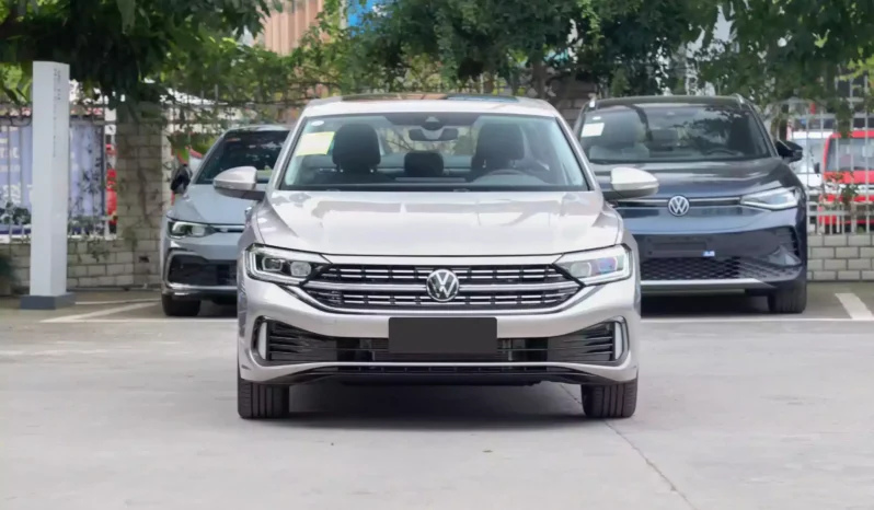 Imgi 4 Volkswagen Sagitar 2023 appearance