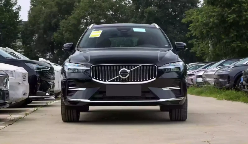 Imgi 4 Volvo XC60 PHEV 2025 appearance