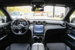 
										Mercedes-Benz C-Class full									